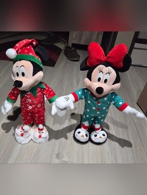 Disney Mickey and Minnie Holiday Plush Greeters Pair - Red & Teal
